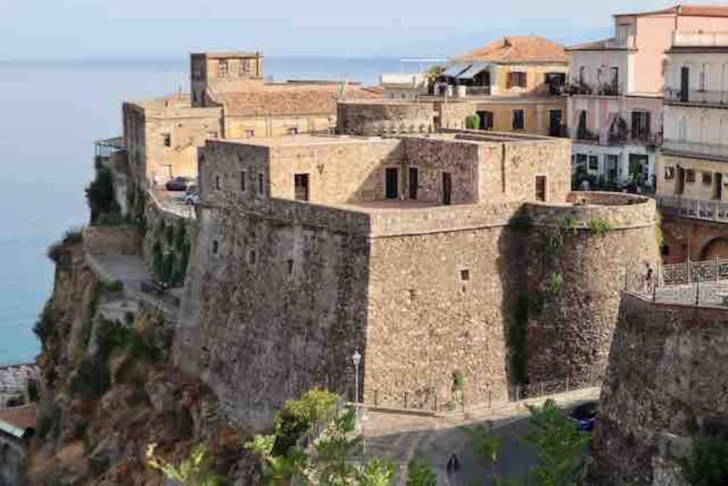 La Scaletta Sul Mare Di Wifi E Disney+ Apartment Pizzo (Calabria)